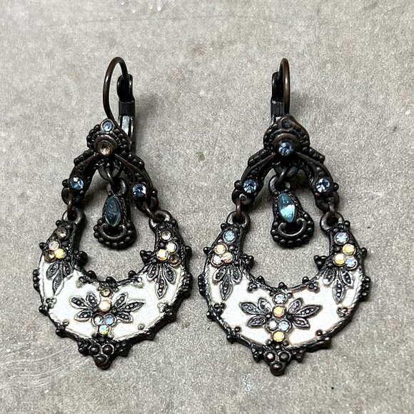 Vintage Pierced Chandelier Earrings with Swarovski Crystals and Lever Backs - Picture 7 of 8
